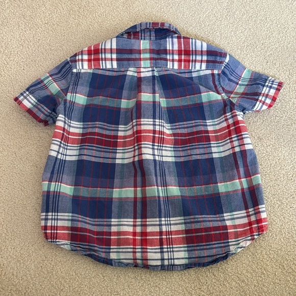 Ralph Lauren boy size 2/2T plaid, short sleeve, button-down - Picture 4 of 5